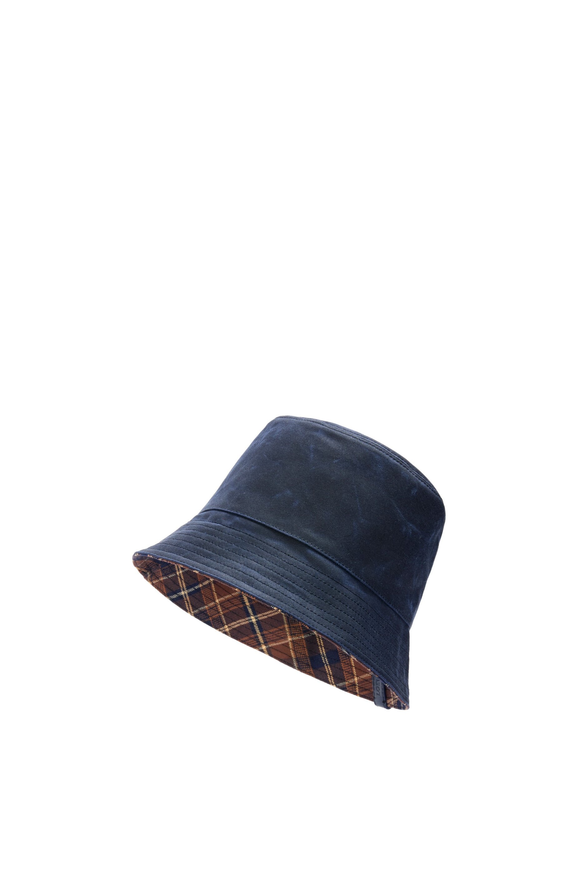 Reversible bucket hat in waxed canvas and tartan - 3