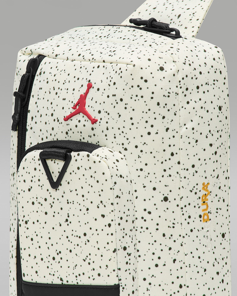 Jordan Collectors Crossbody Bag (3L) 7