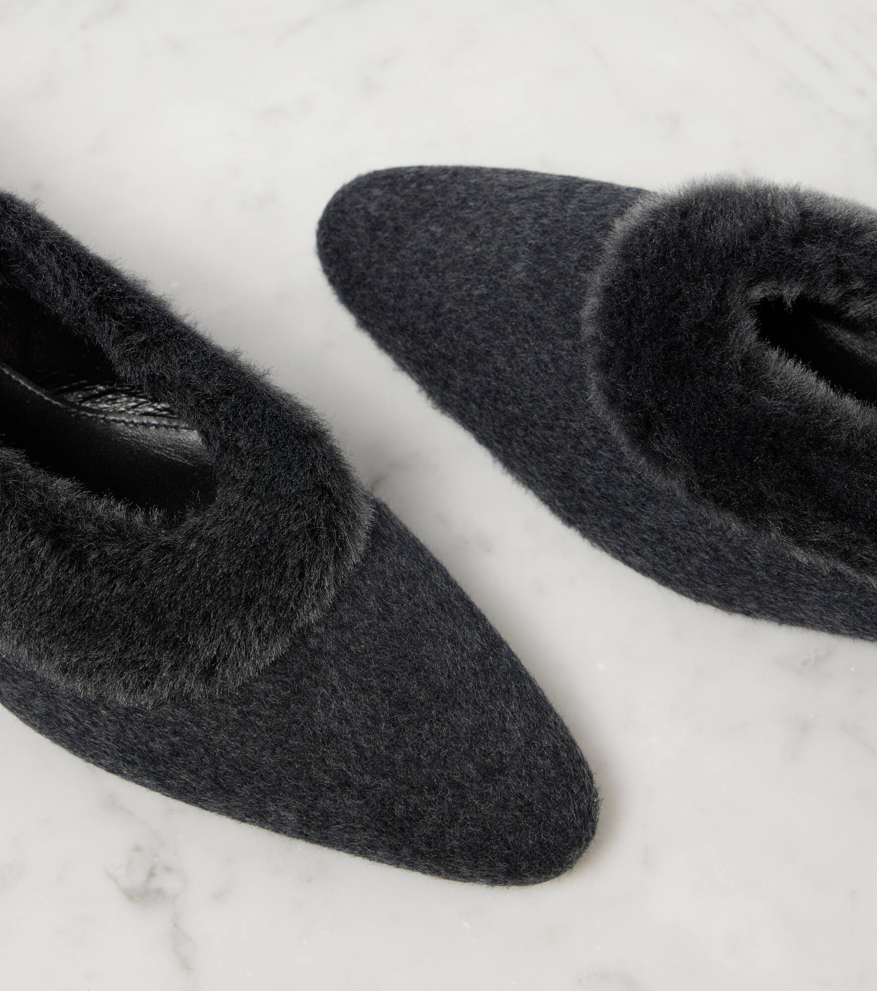 Shearling-lined ballet flats - 5