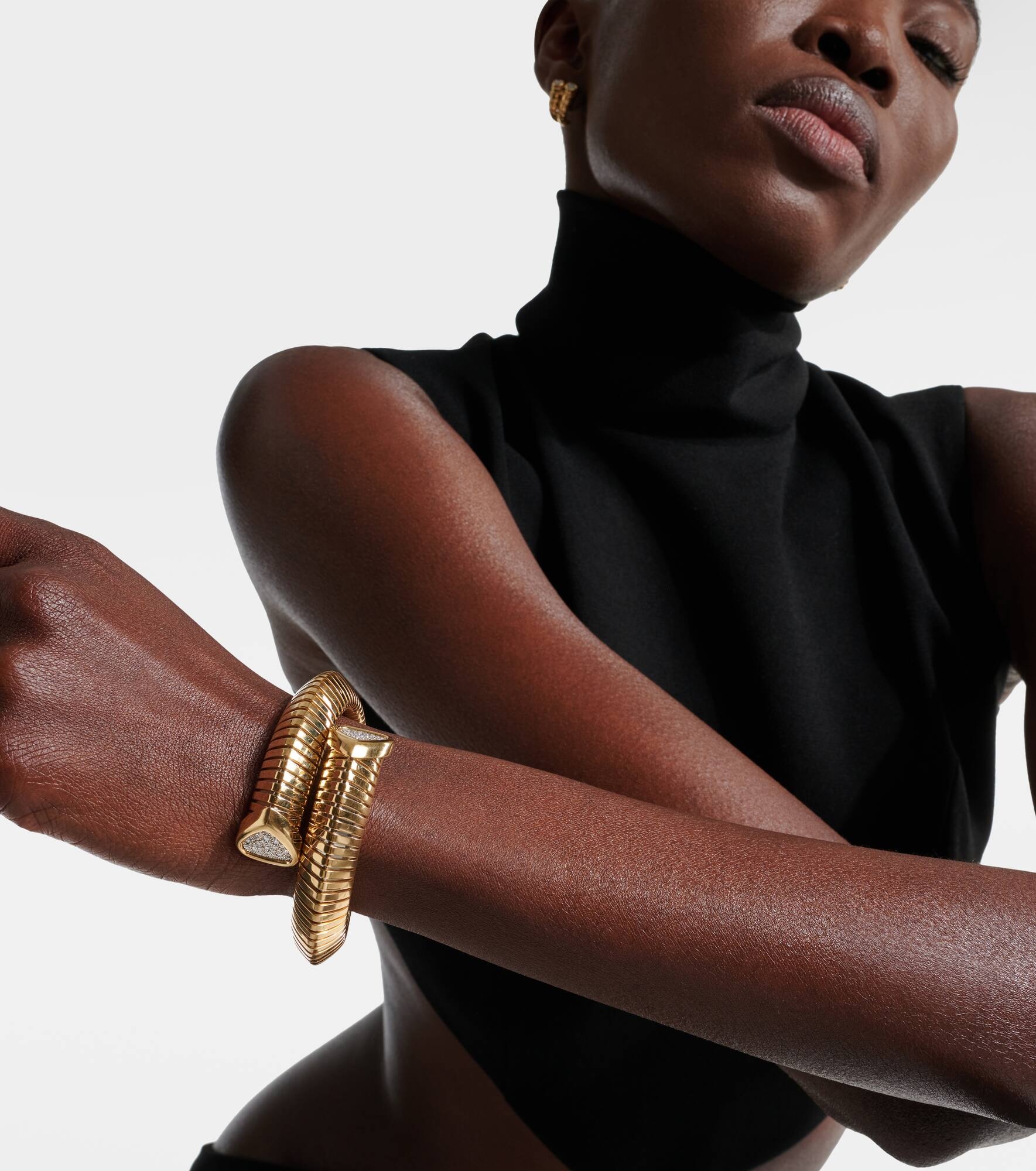 Trisola 18kt gold bangle with diamonds - 2