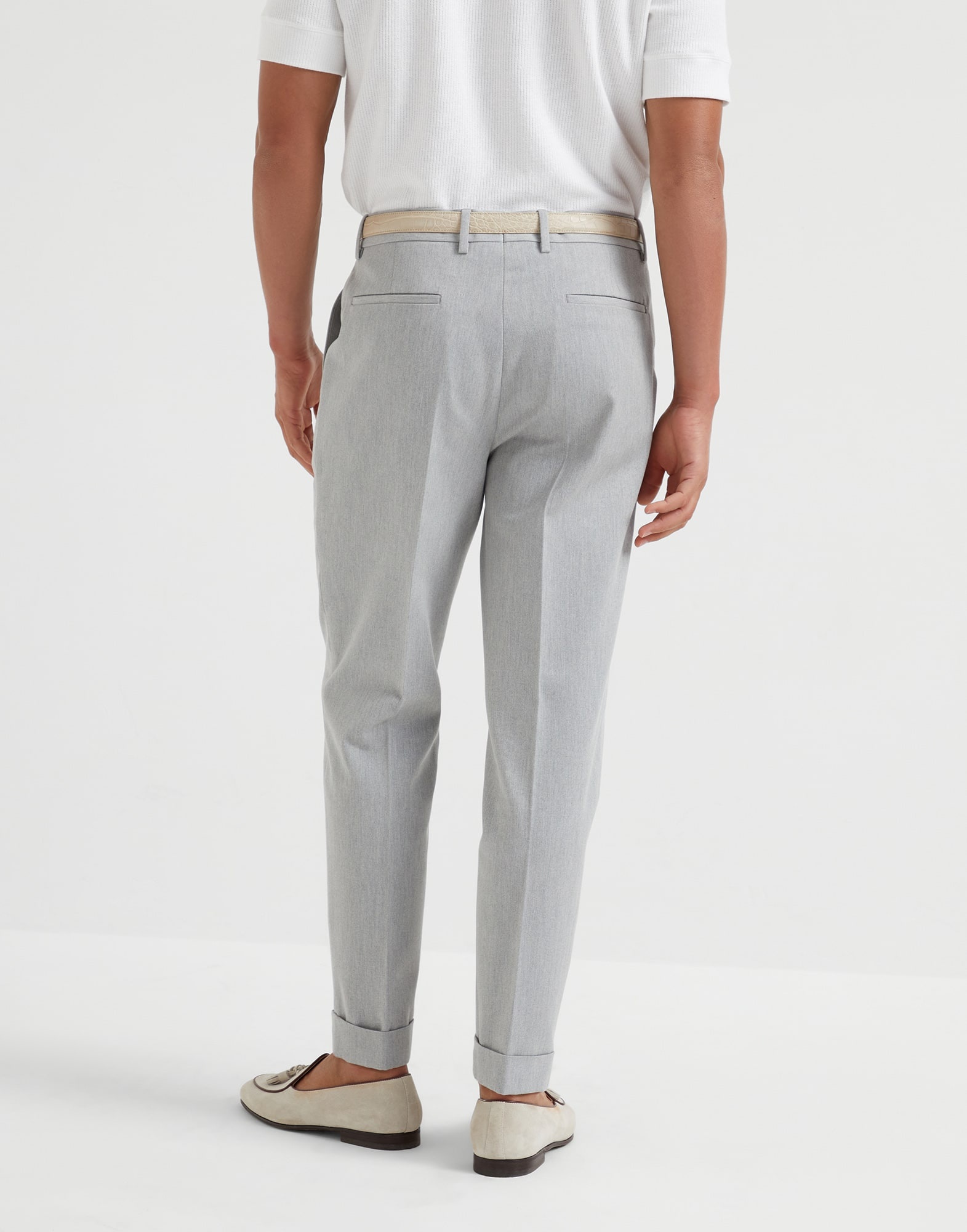 Cotton and virgin wool gabardine leisure fit trousers with pleat - 2