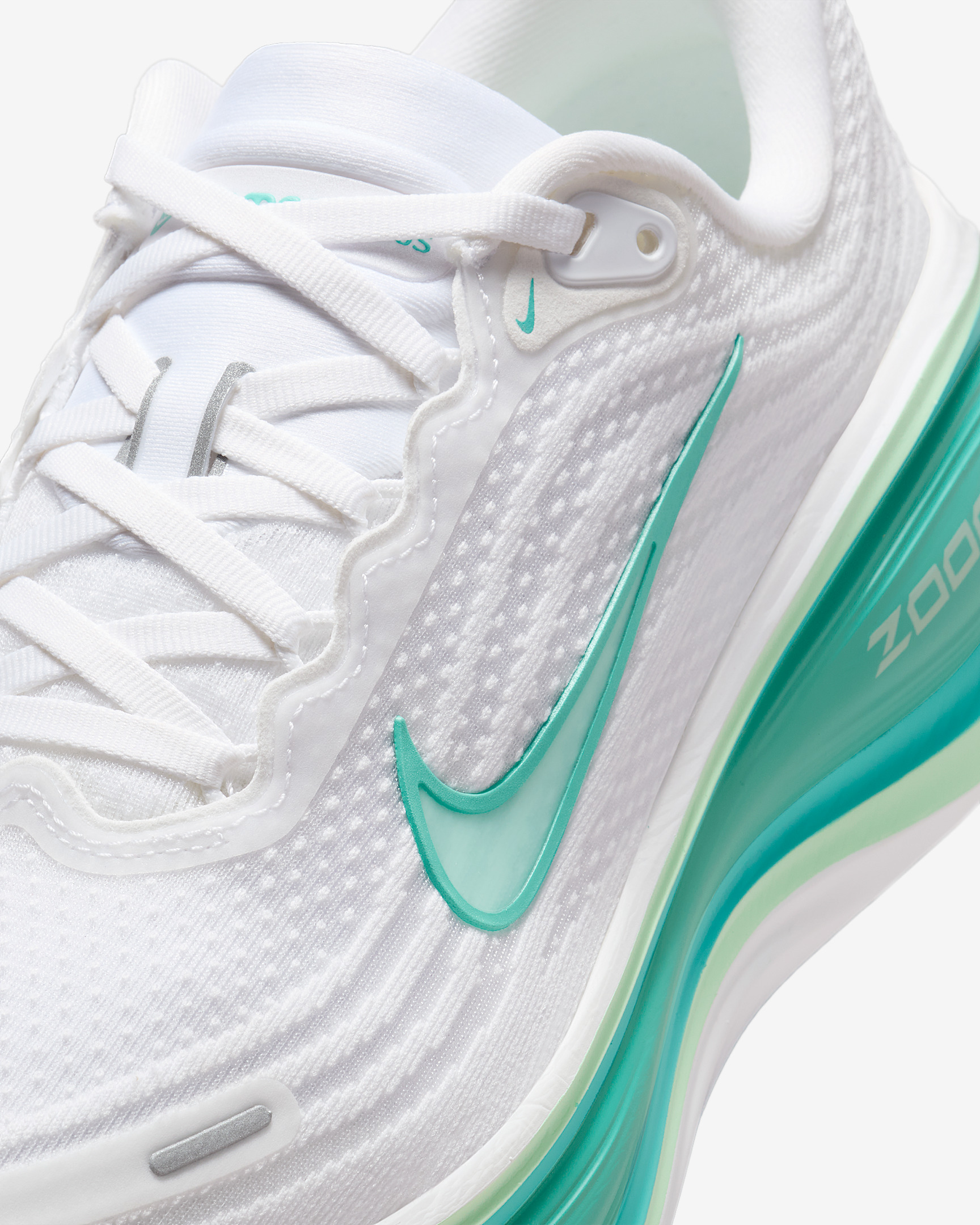Nike Vomero Plus Women's Road Running Shoes (Extra Wide) - 7