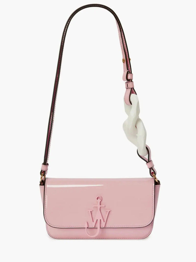 CHAIN BAGUETTE ANCHOR BAG 1