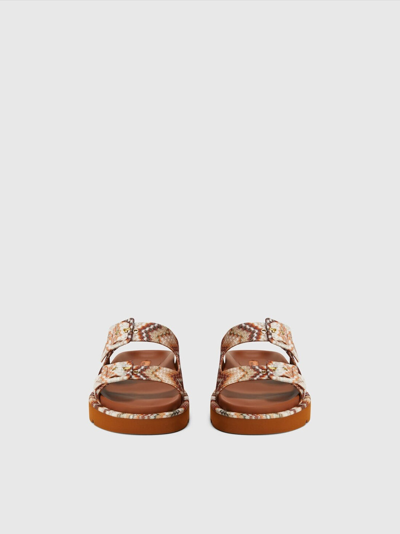Sandal with double zigzag strap and buckle 3