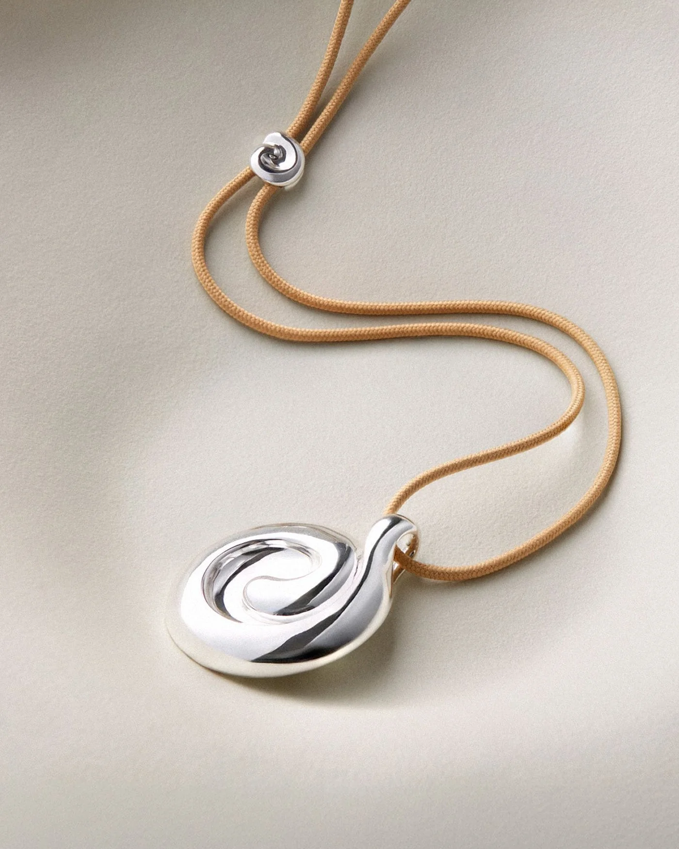 Nico Mirror Pendant Rope Necklace - 1