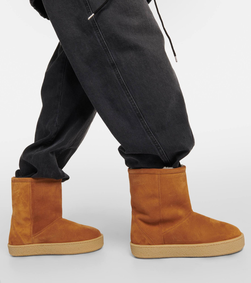 Frieze suede ankle boots 4