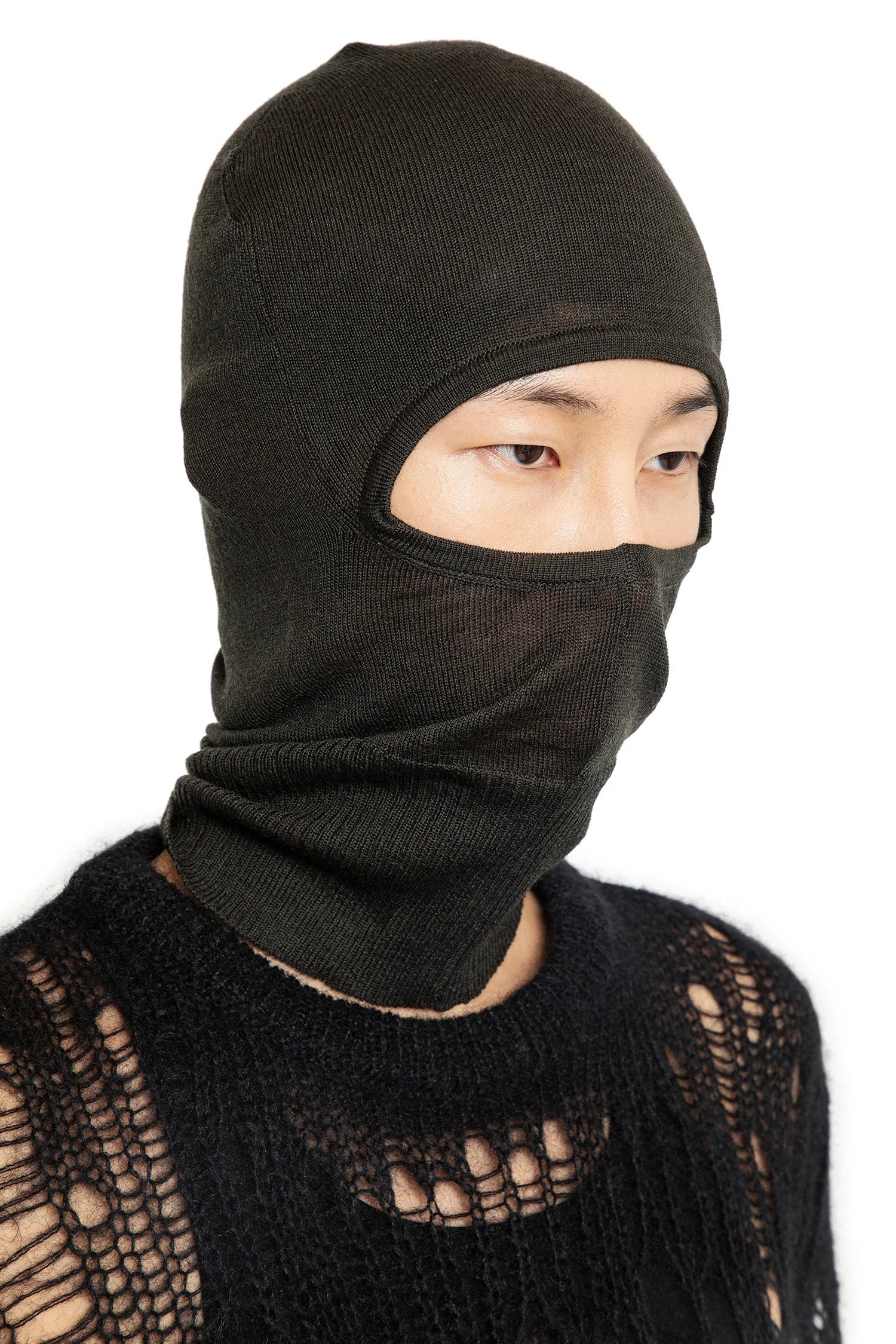 Porterville-Skull-In-Lightweight-Rasato-Knit - 2