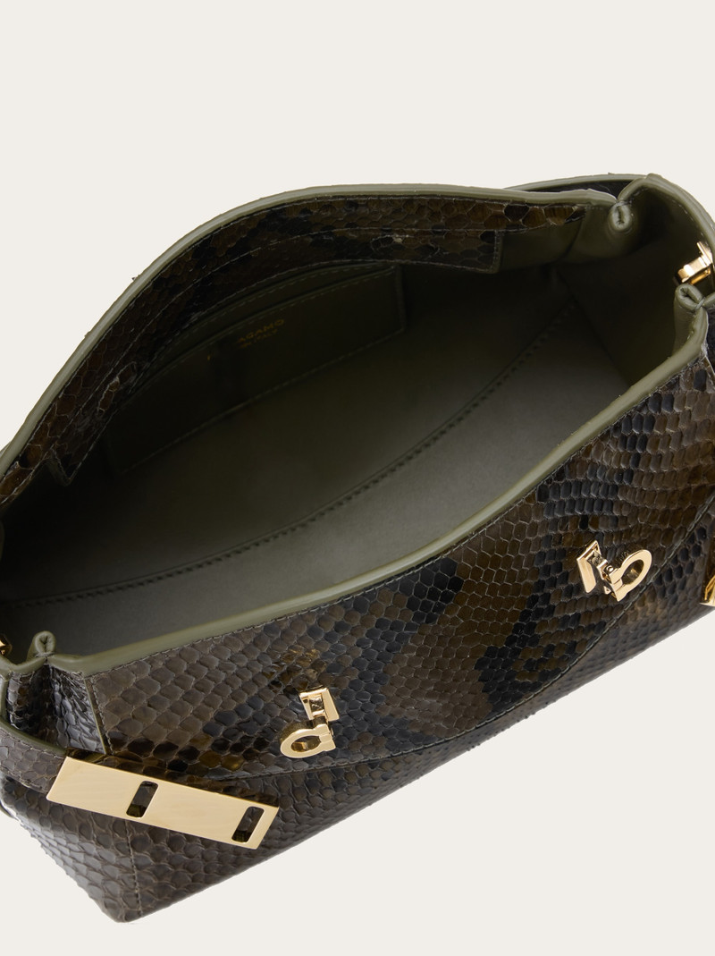 Hug soft crossbody bag (XS) 6