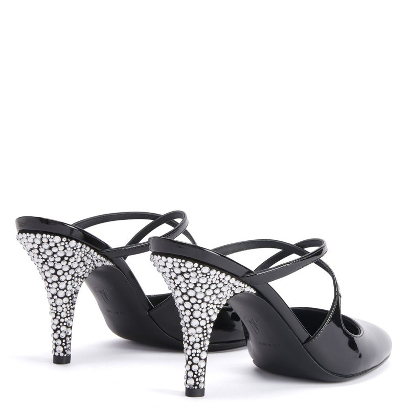 Marthe Crystal 4