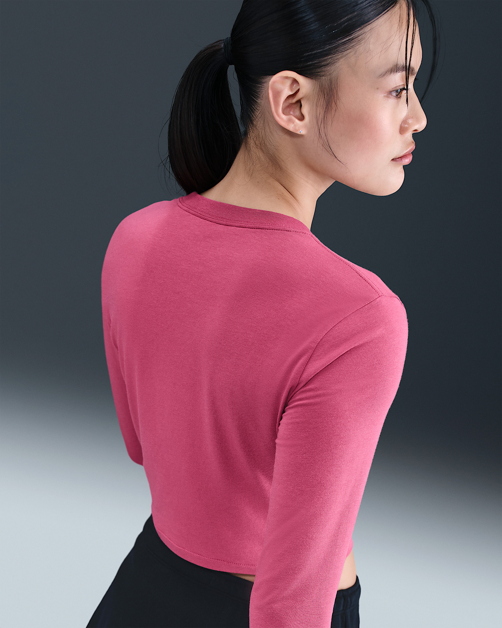 Nike Sportswear Chill Knit Women's Slim Long-Sleeve Cropped Top - 2