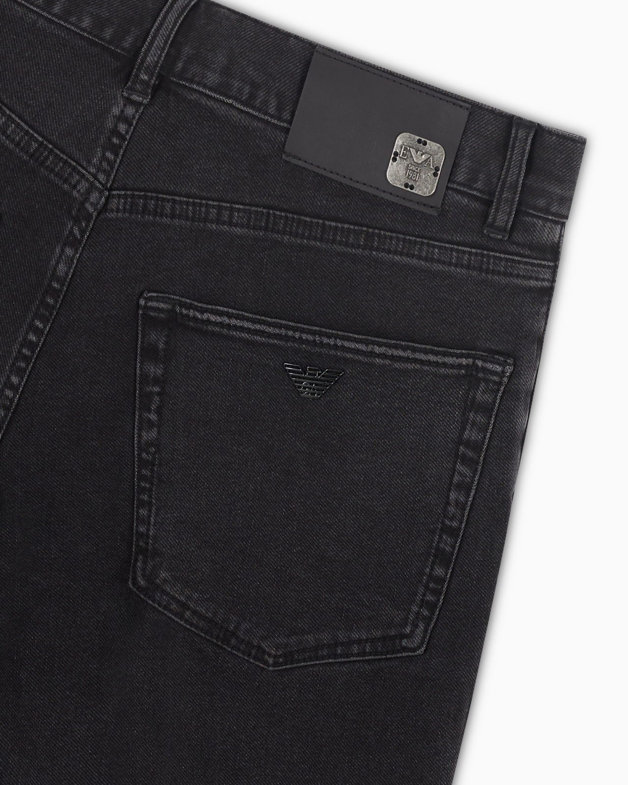 J76 RINSED COMFORT-DENIM STRAIGHT-FIT JEANS - 6