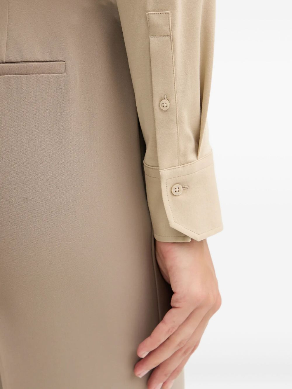 long-sleeve buttoned shirt - 4
