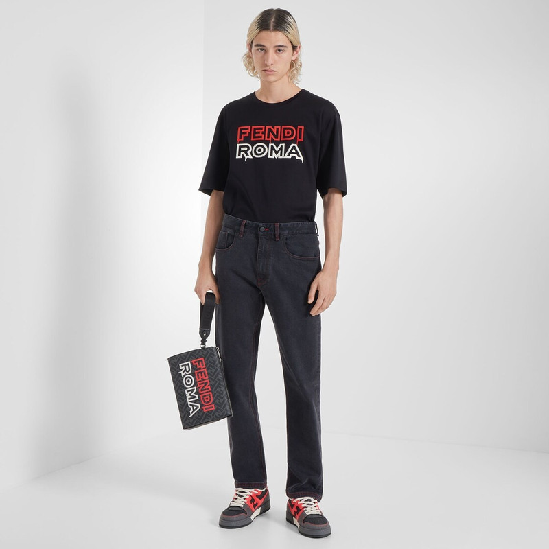 FENDI Short-sleeved, oversize, crew neck T-shirt. Made of black cotton jersey, printed with the Fendi Roma outlook
