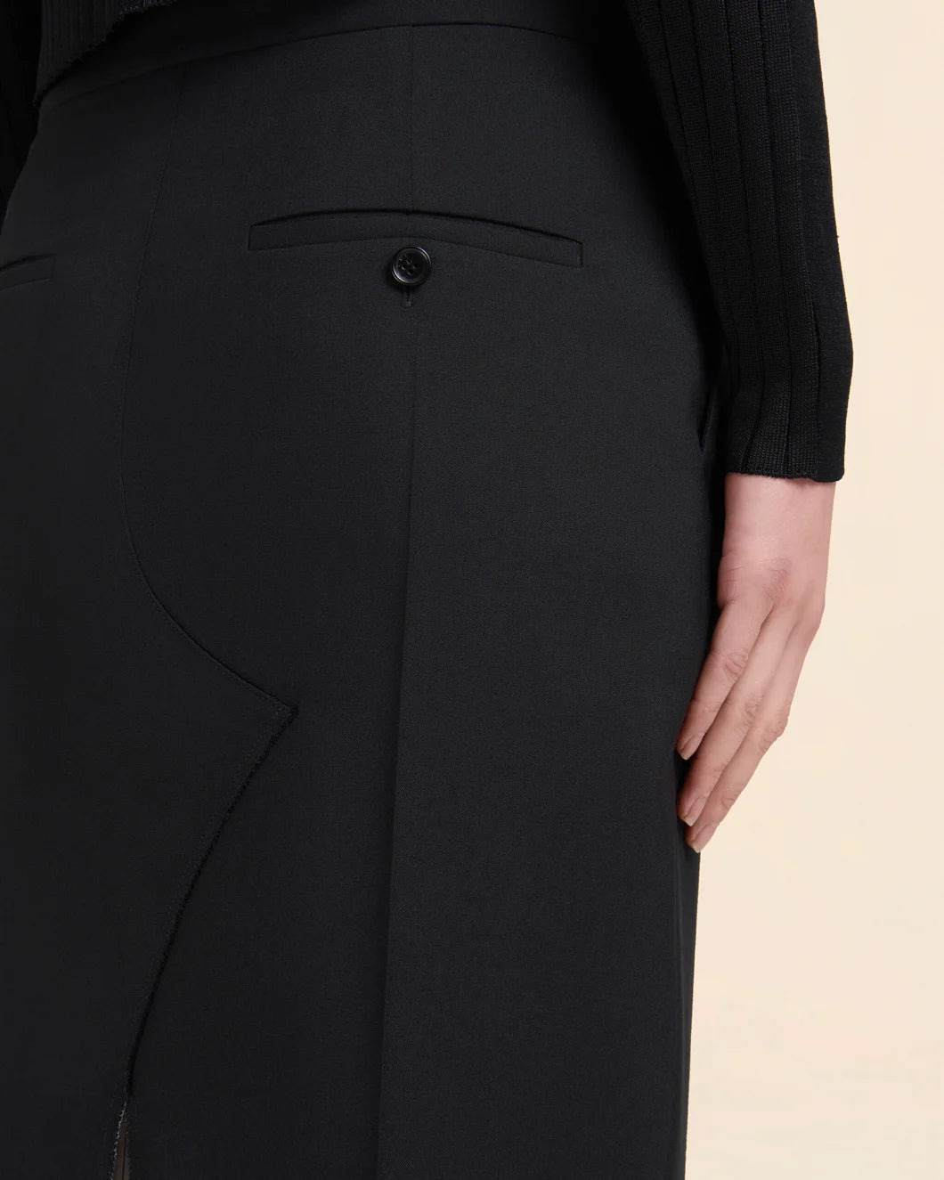 BLACK WOOL MIDI SKIRT WITH VISIBLE LINING - 5