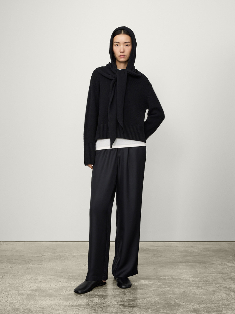 LISA YANG The Rina Scarf outlook