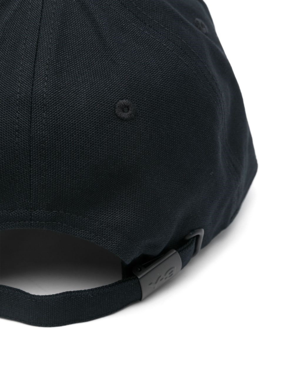 Hat with logo - 2