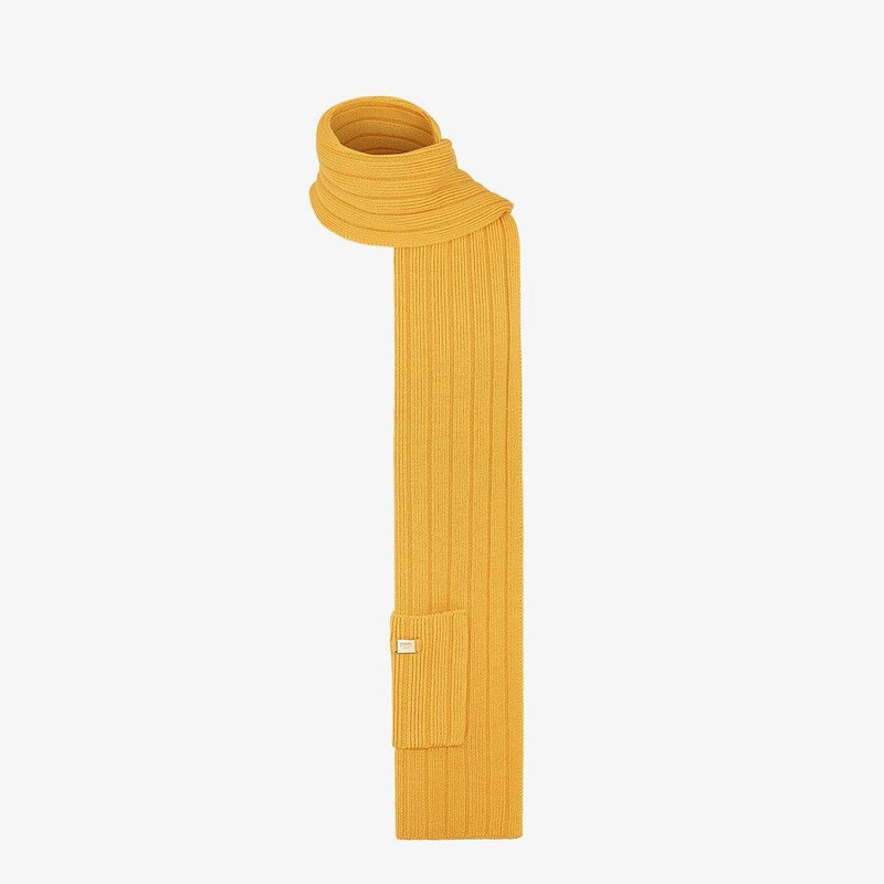 FENDI Yellow knit scarf outlook