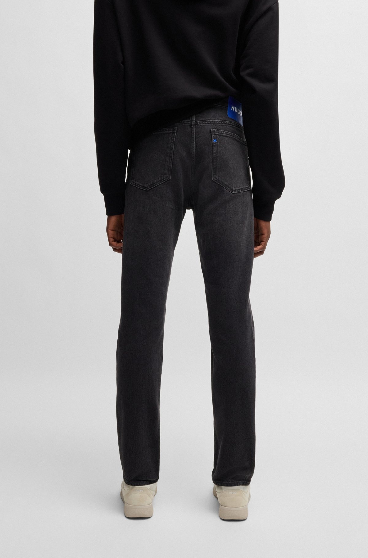 SLIM-FIT JEANS IN BLACK STRETCH DENIM - 4