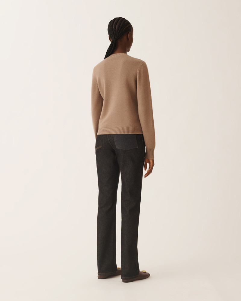 Sweater in Platinum 4