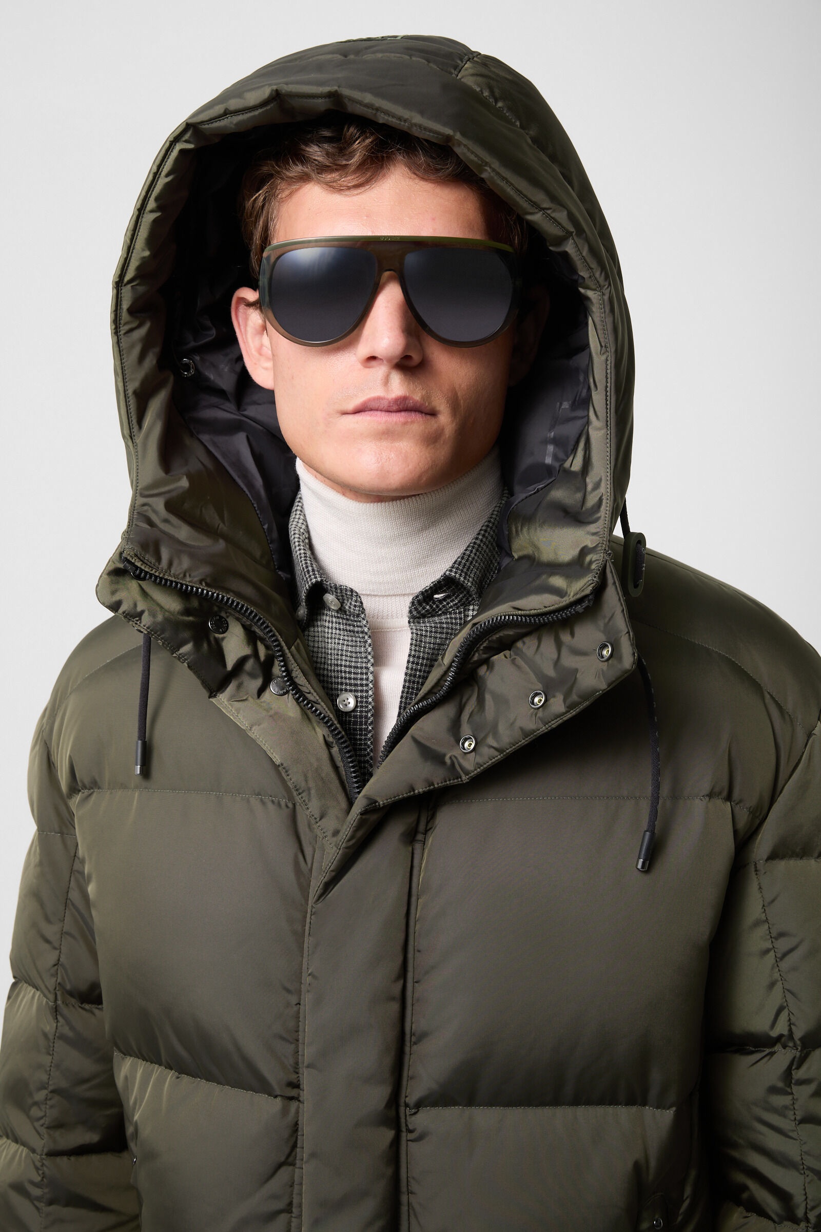 Jones Down jacket in Olive green - 5