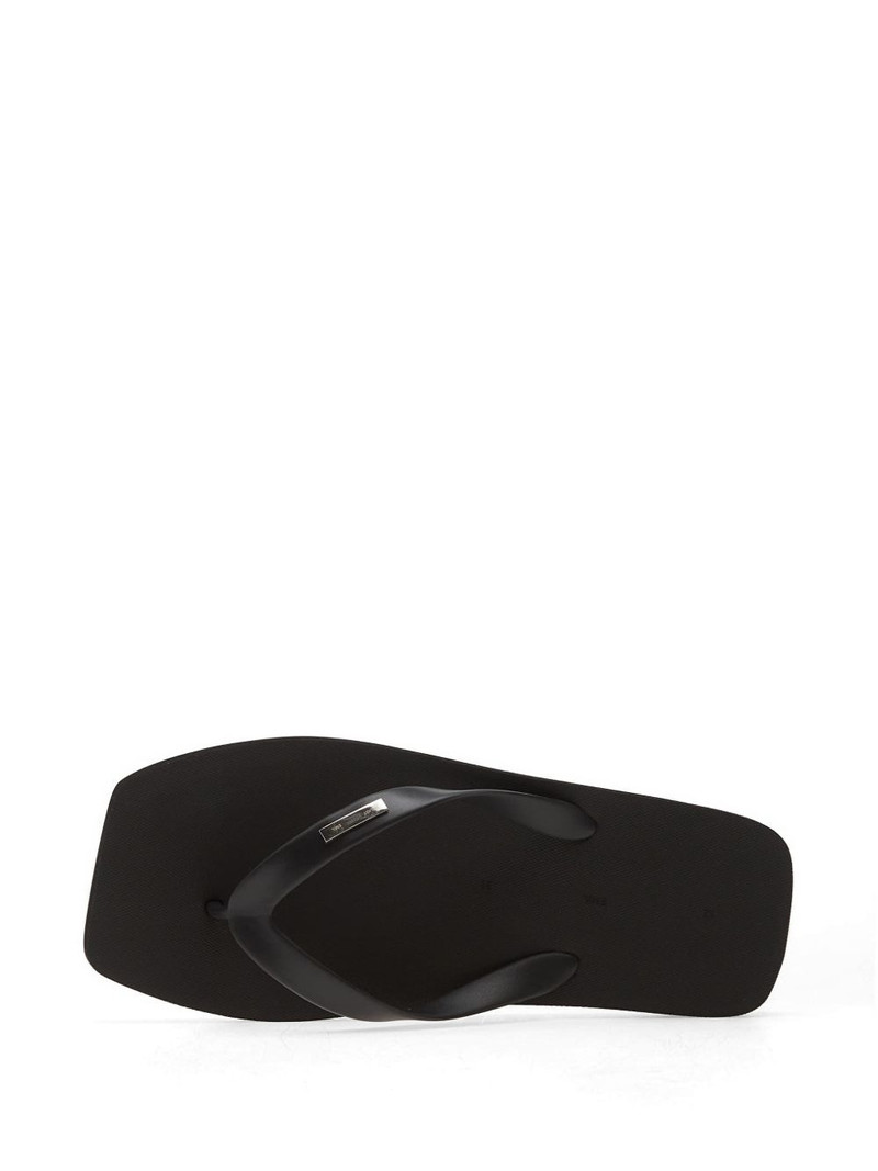 logo-engraved flip-flops 4