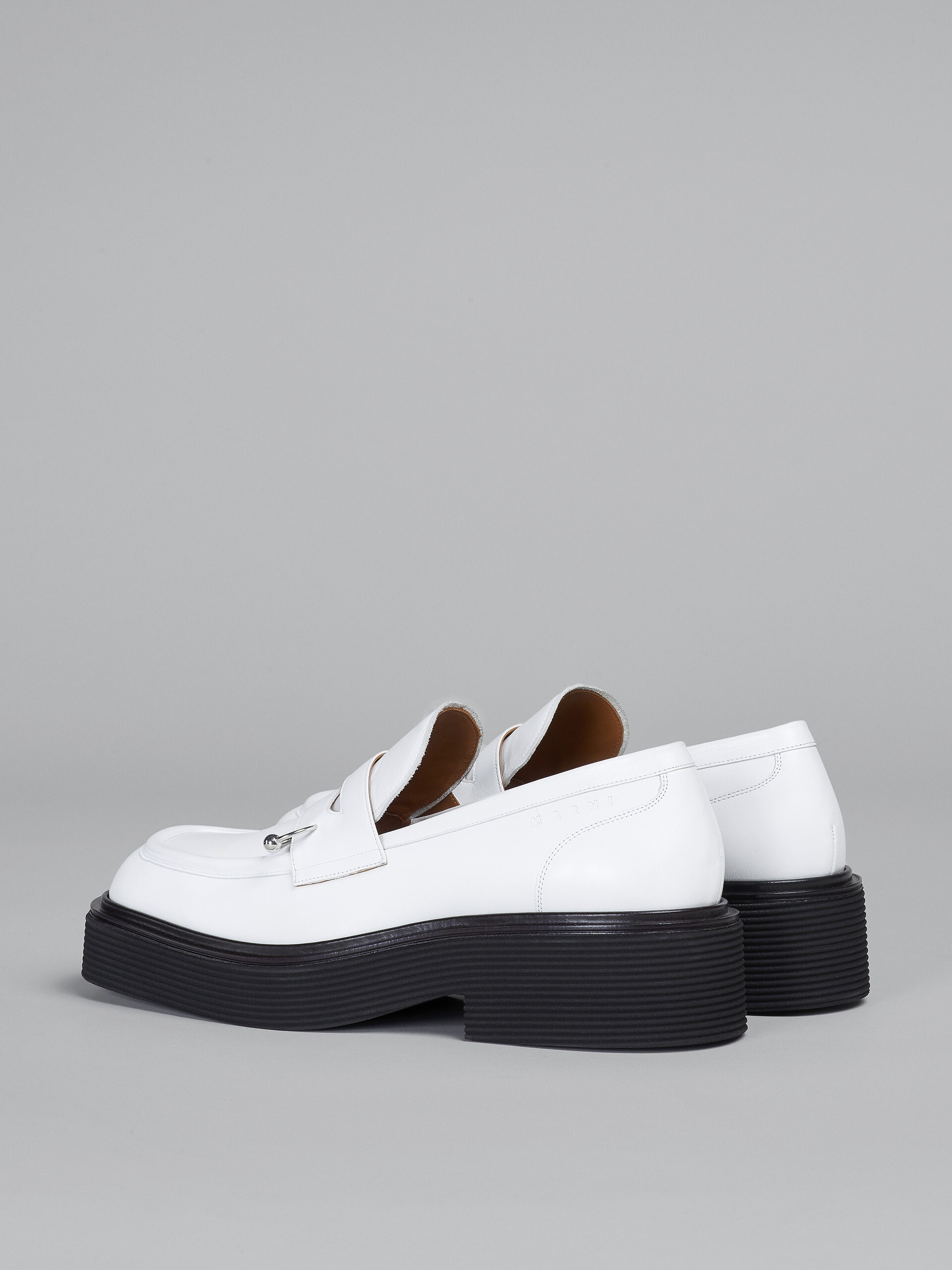 WHITE SHINY LEATHER MOCCASIN - 3