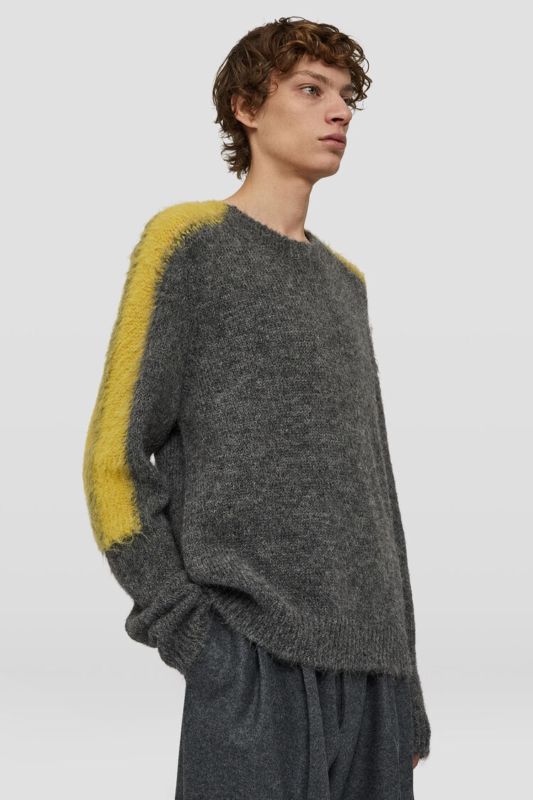 Sweater - 5