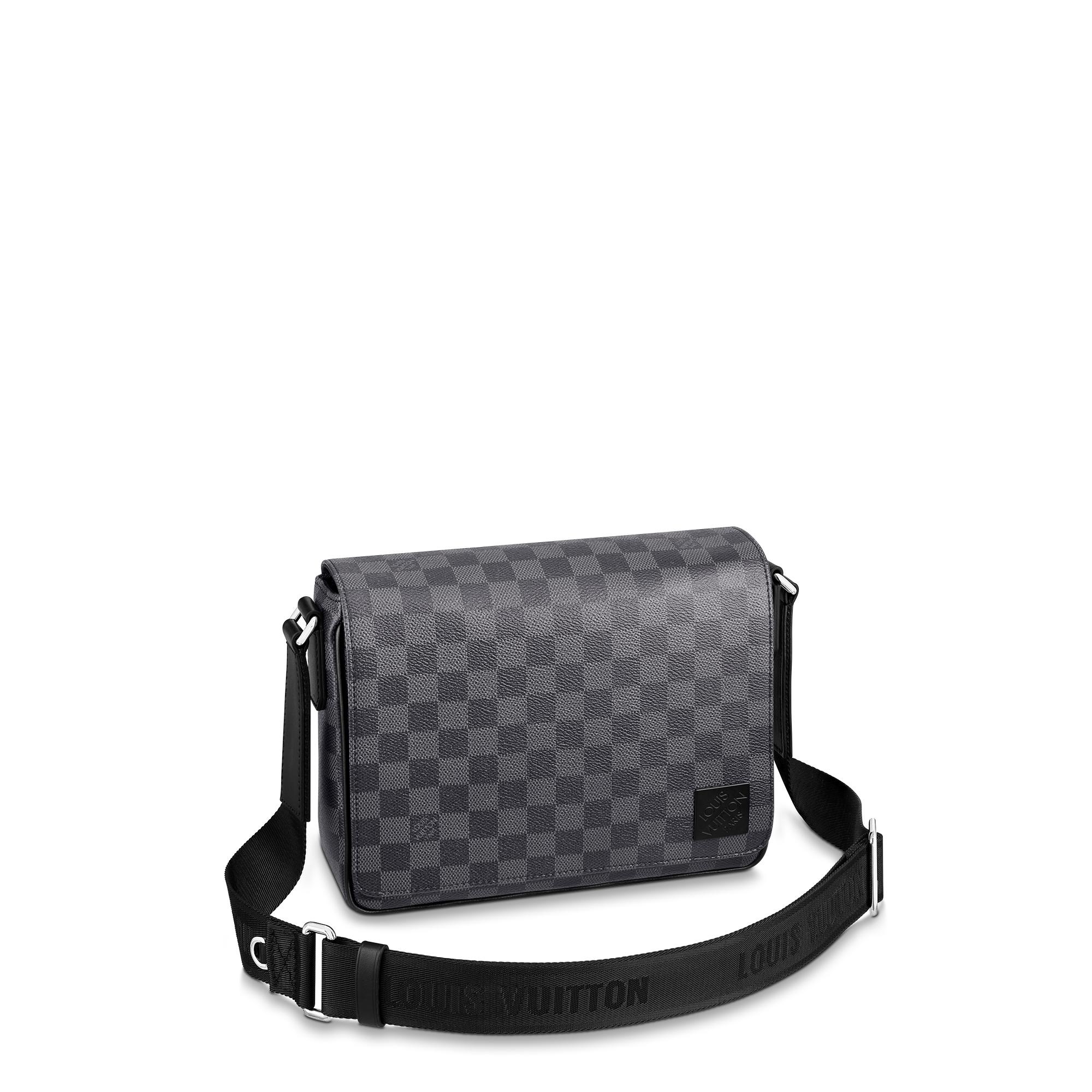 Louis Vuitton District PM | REVERSIBLE