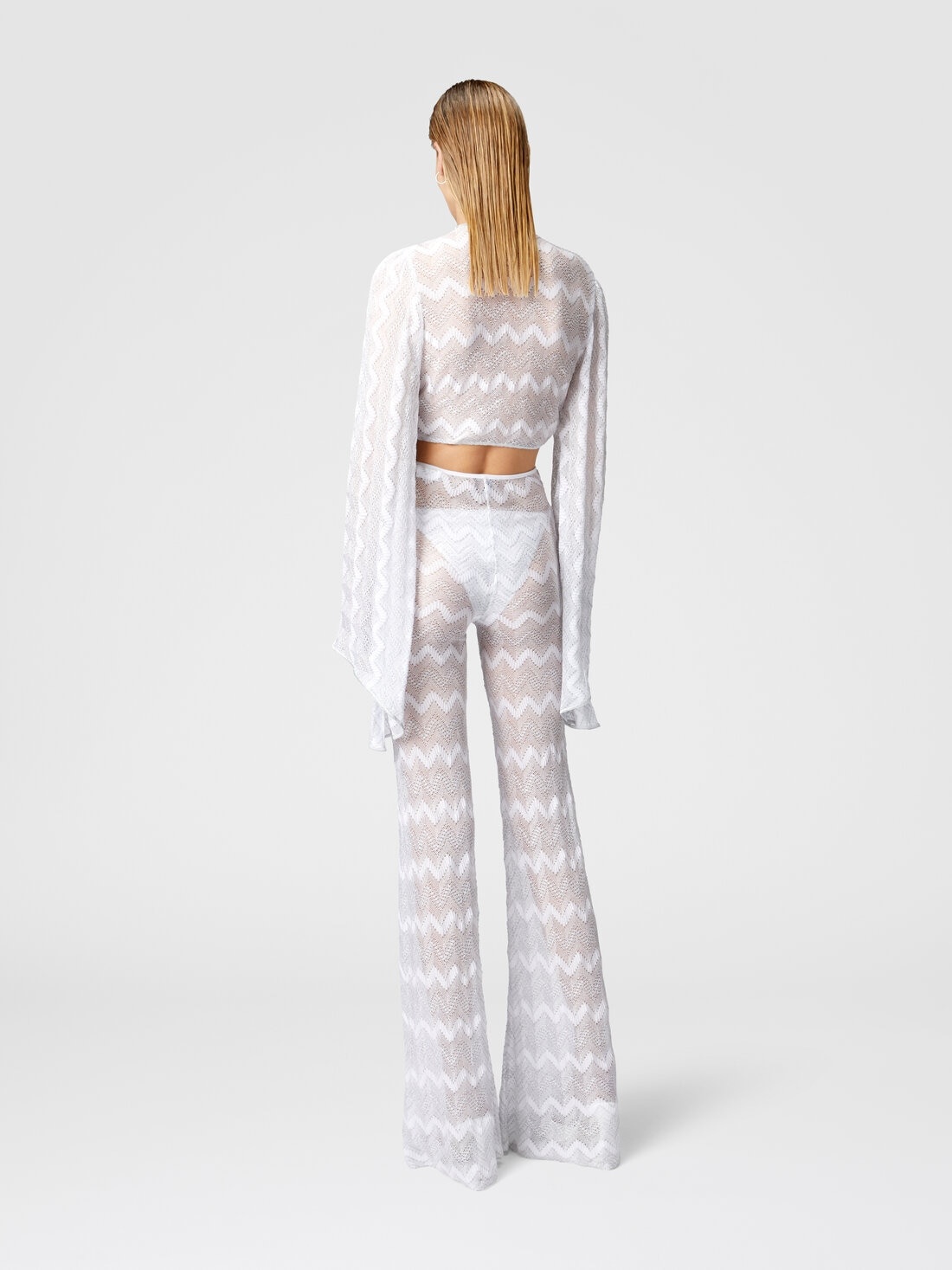 Crop top with wide sleeves and front knot in zig zag lamé viscose - 3
