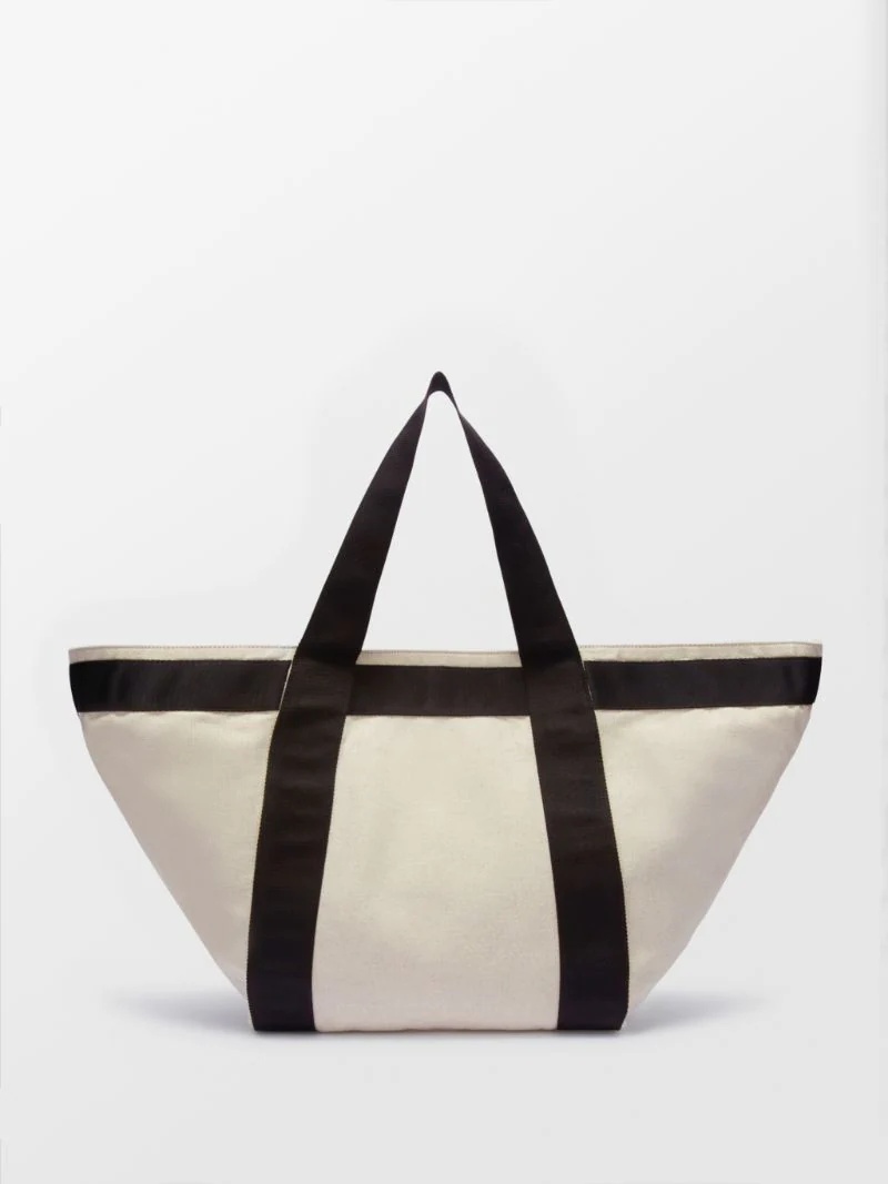 EMBOSS LOGO MAXI TOTE - 5