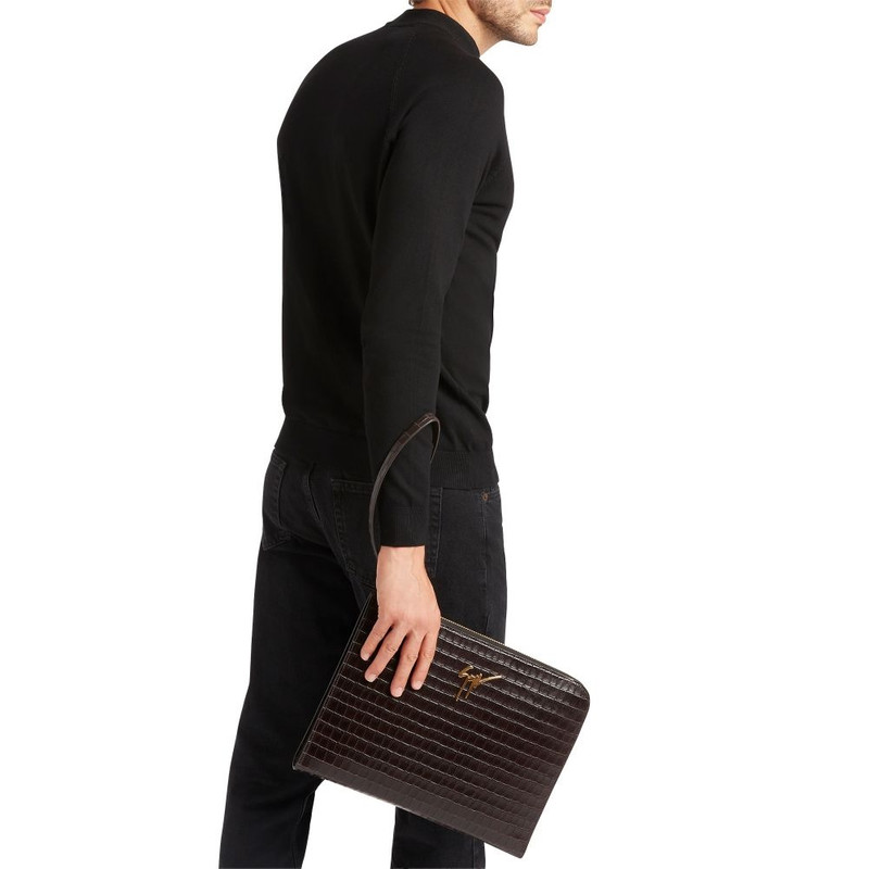 Giuseppe Zanotti Fabian outlook