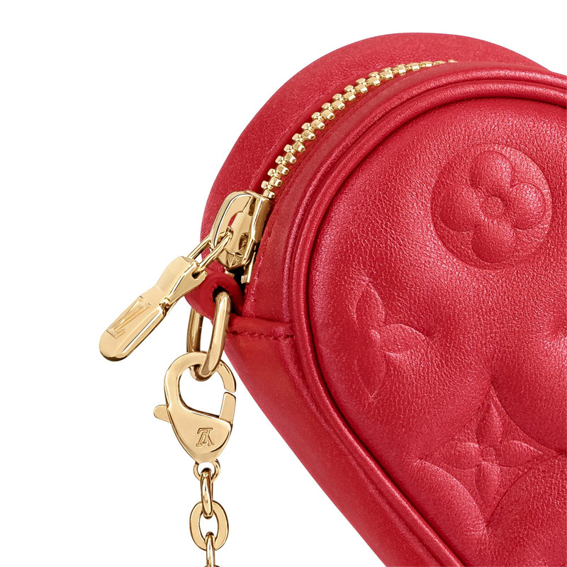 Louis Vuitton Heart On Chain outlook