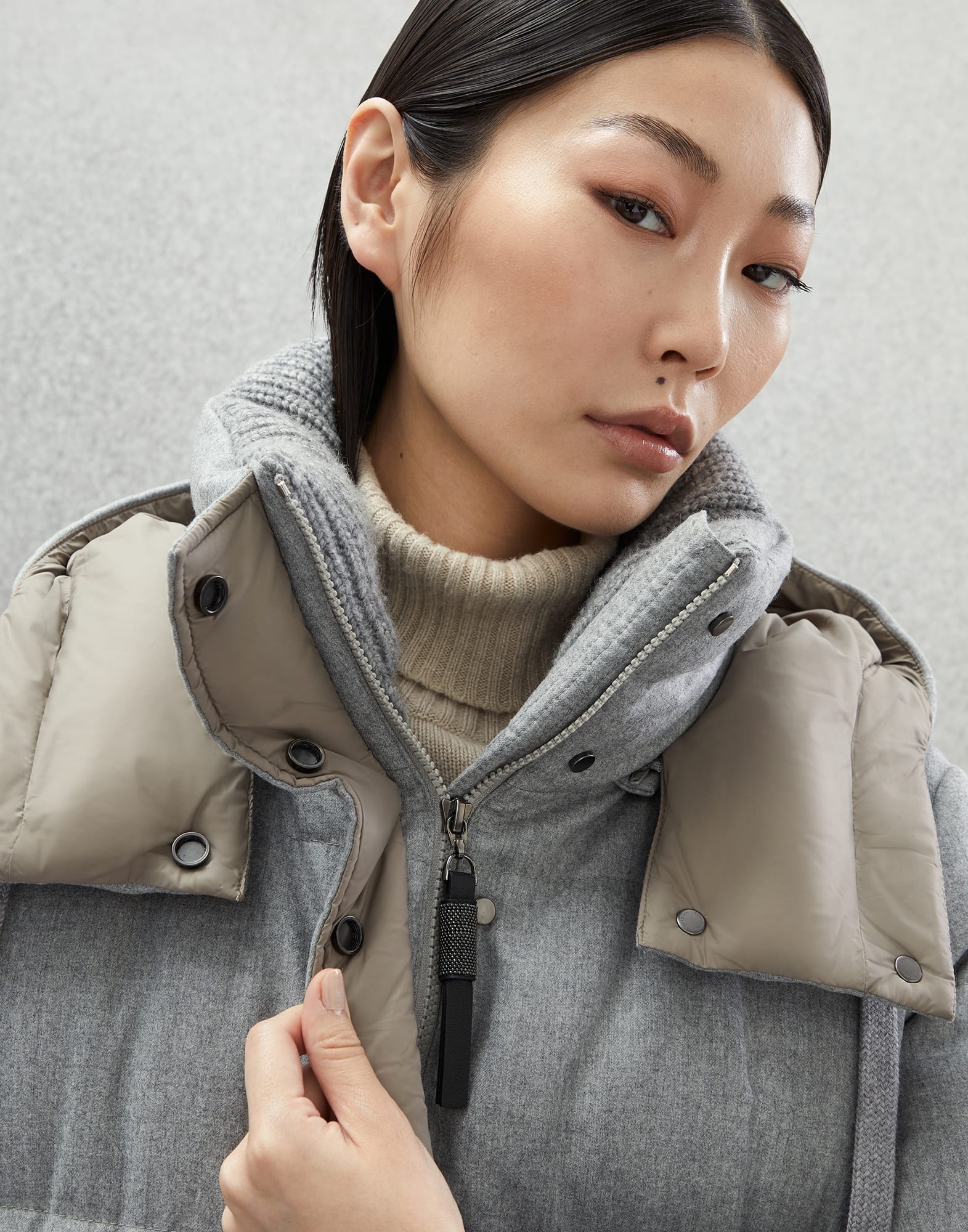 Virgin wool flannel down jacket with detachable hood and shiny trim - 3