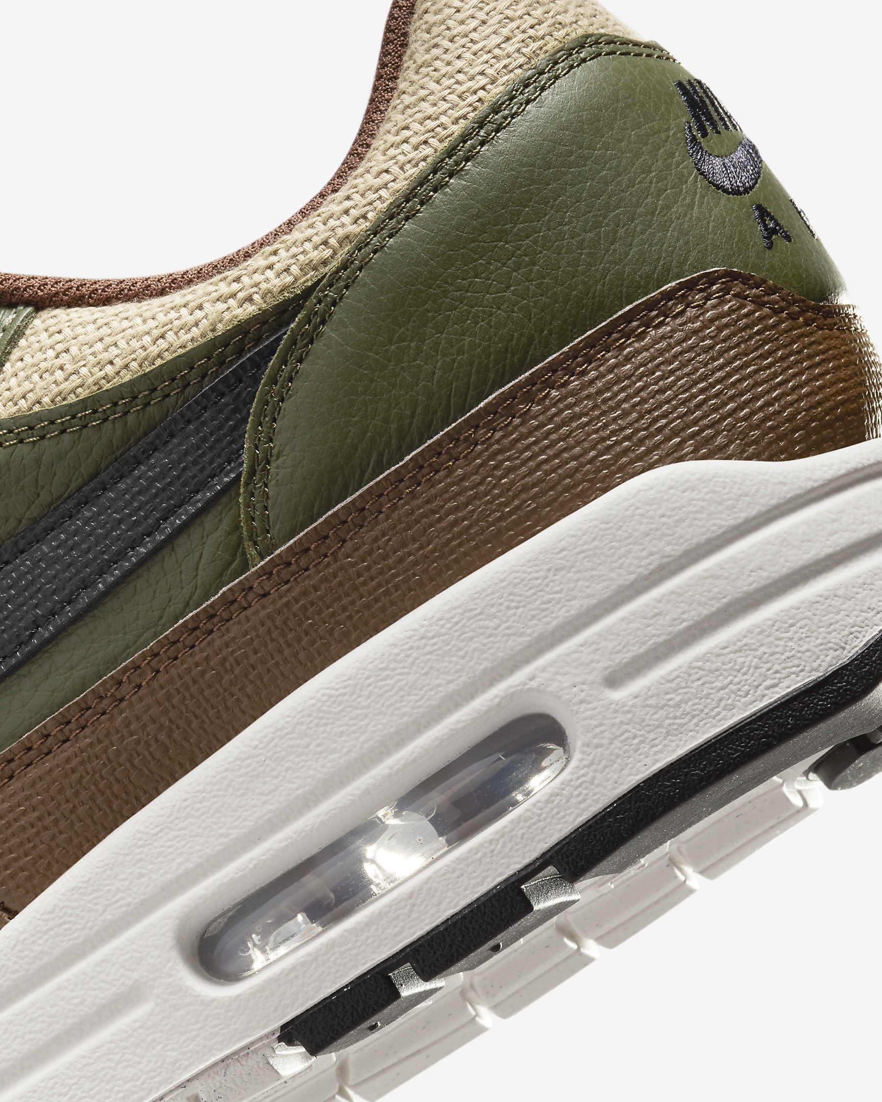 Nike Air Max 1 Essential Premium Men's Shoes - 8
