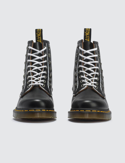 Dr. Martens 1460 Stud outlook