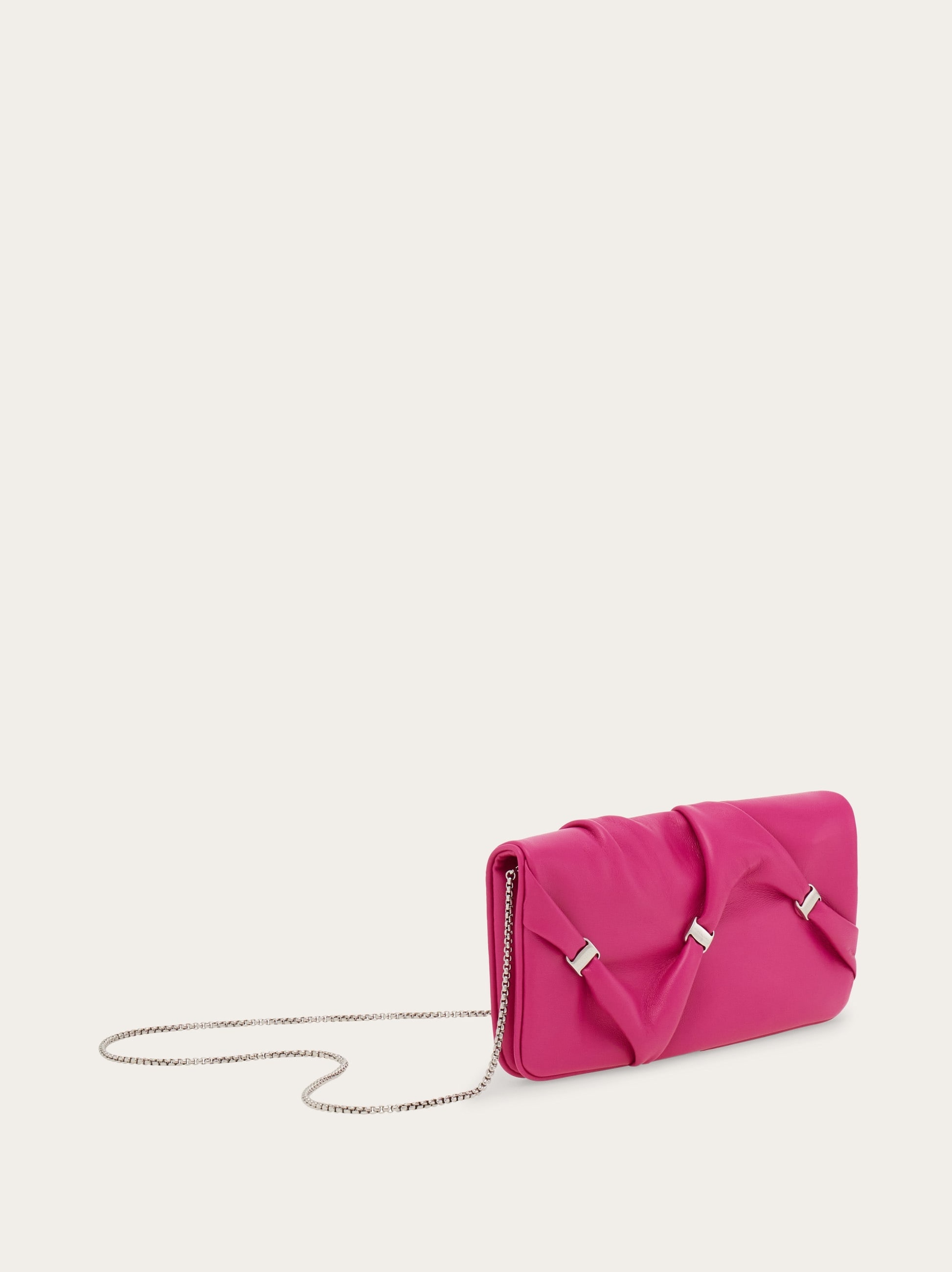 Wallet with chain - 6