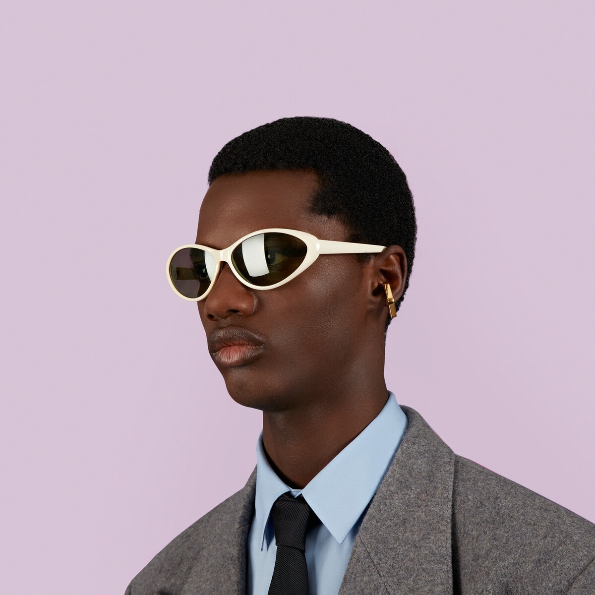 GUCCI Cat-eye frame sunglasses | REVERSIBLE display picture 1