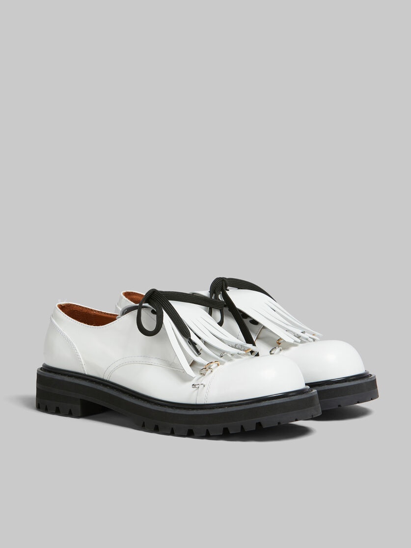 WHITE LEATHER DERBY SHOE WITH MAXI FRINGE - 2