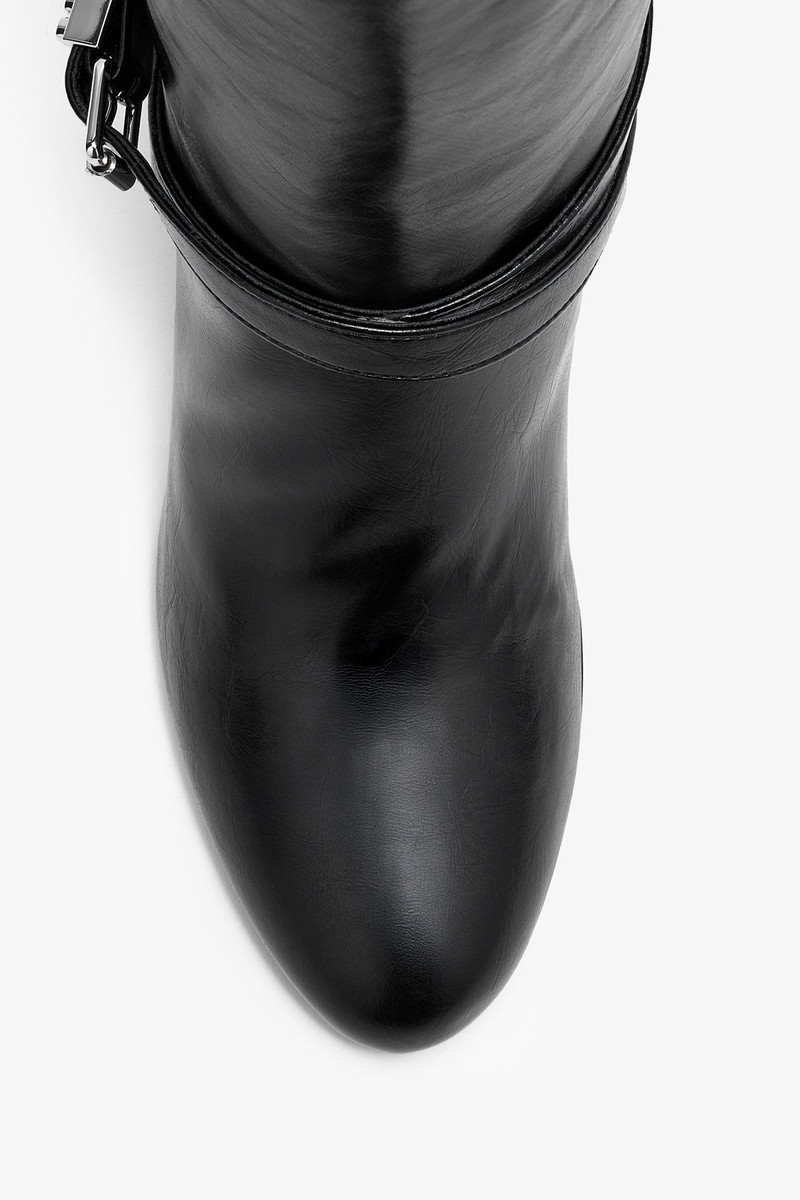 KAT HIGH BOOT IN BLACK 3
