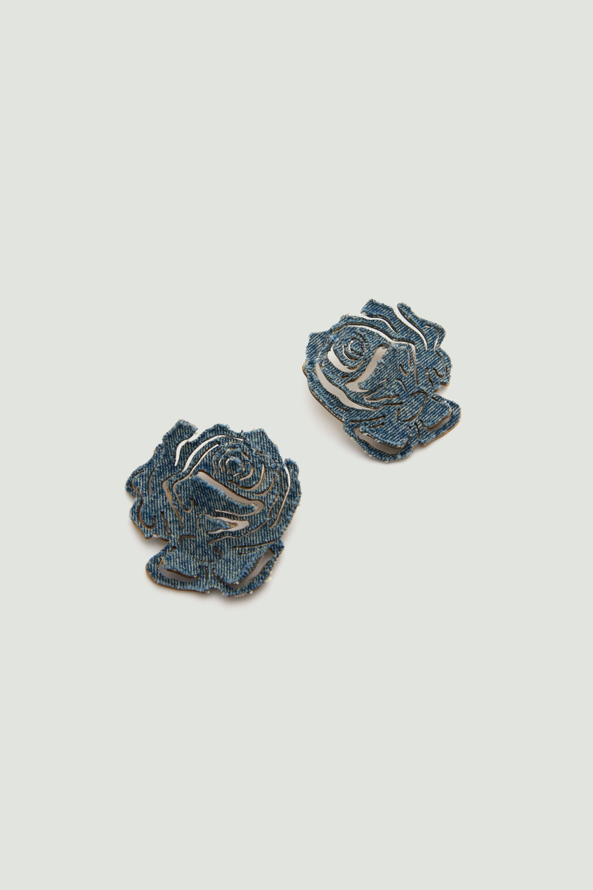 Maxi Rose Stud Earrings - 1