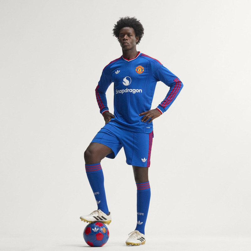 Manchester United 26/27 Away Authentic Jersey Longsleeve 8
