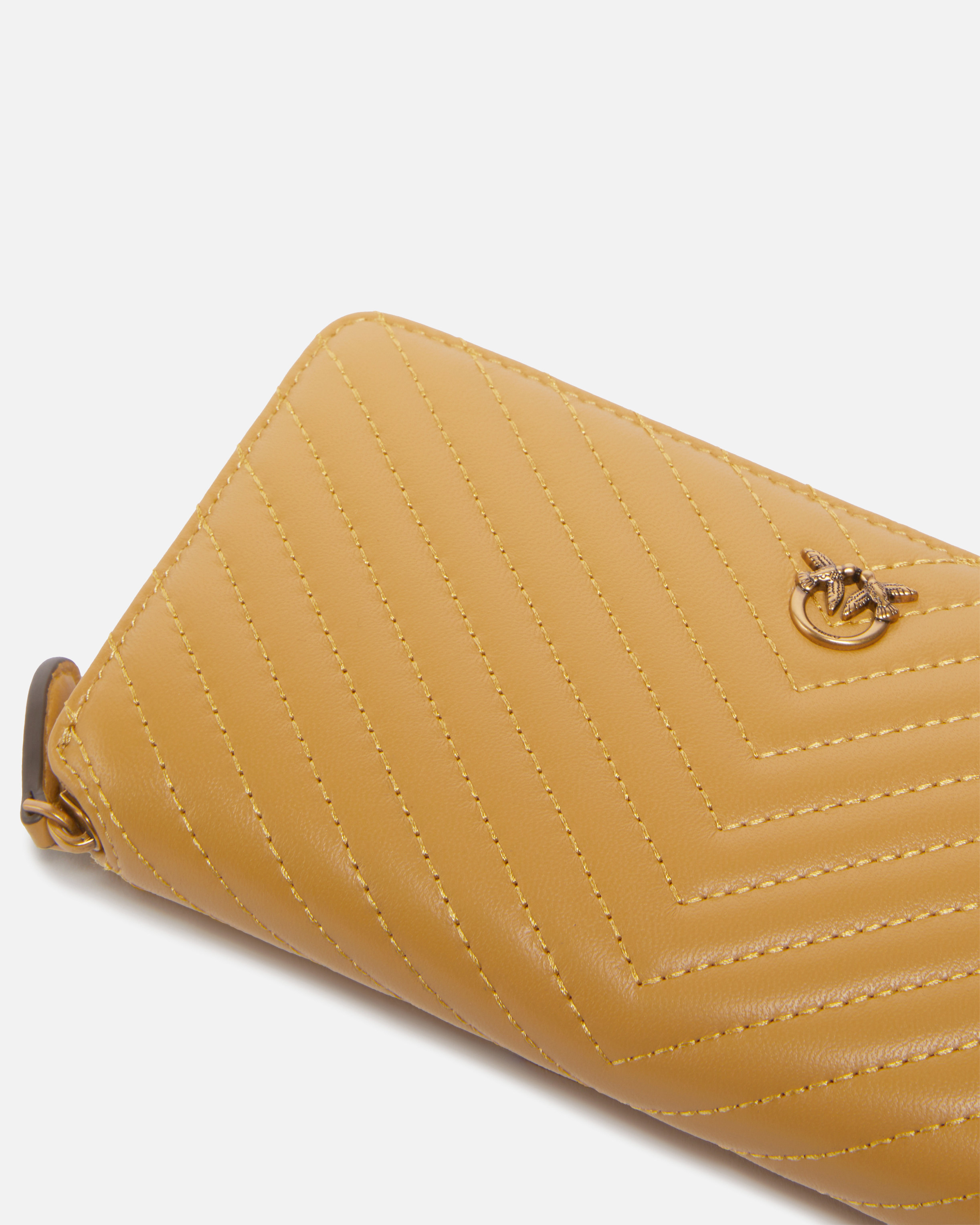 ZIP-AROUND WALLET IN CHEVRON-PATTERNED NAPPA LEATHER - 4