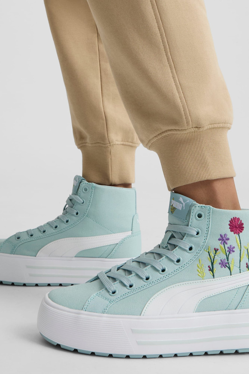 PUMA Kaia 2.0 Mid Floral Women's Sneakers outlook