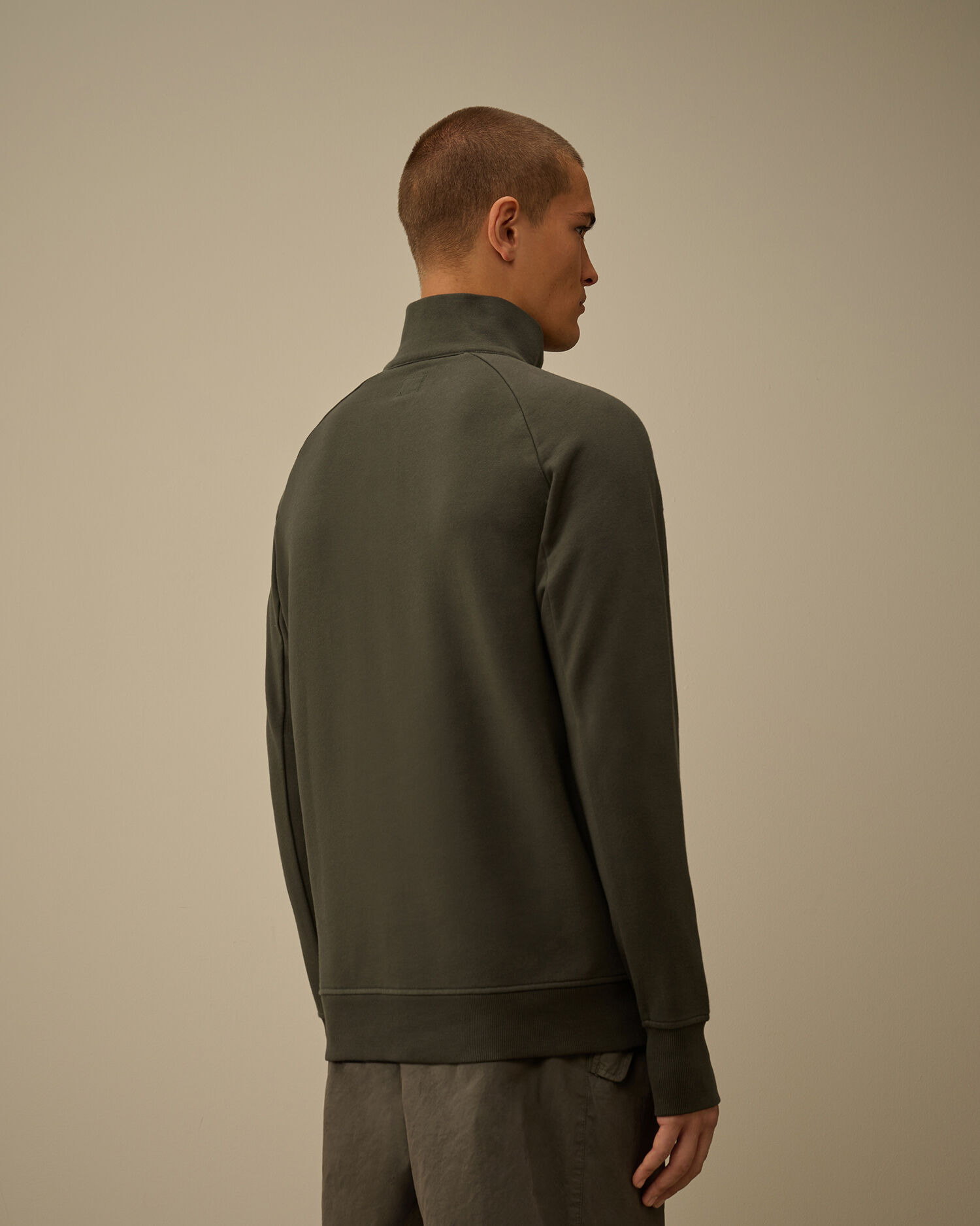Diagonal Raised Fleece Half Zip Sweatshirt - 4