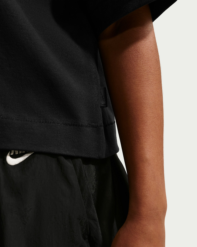 Nike Sportswear Women's Oversized Short-Sleeve T-Shirt 6