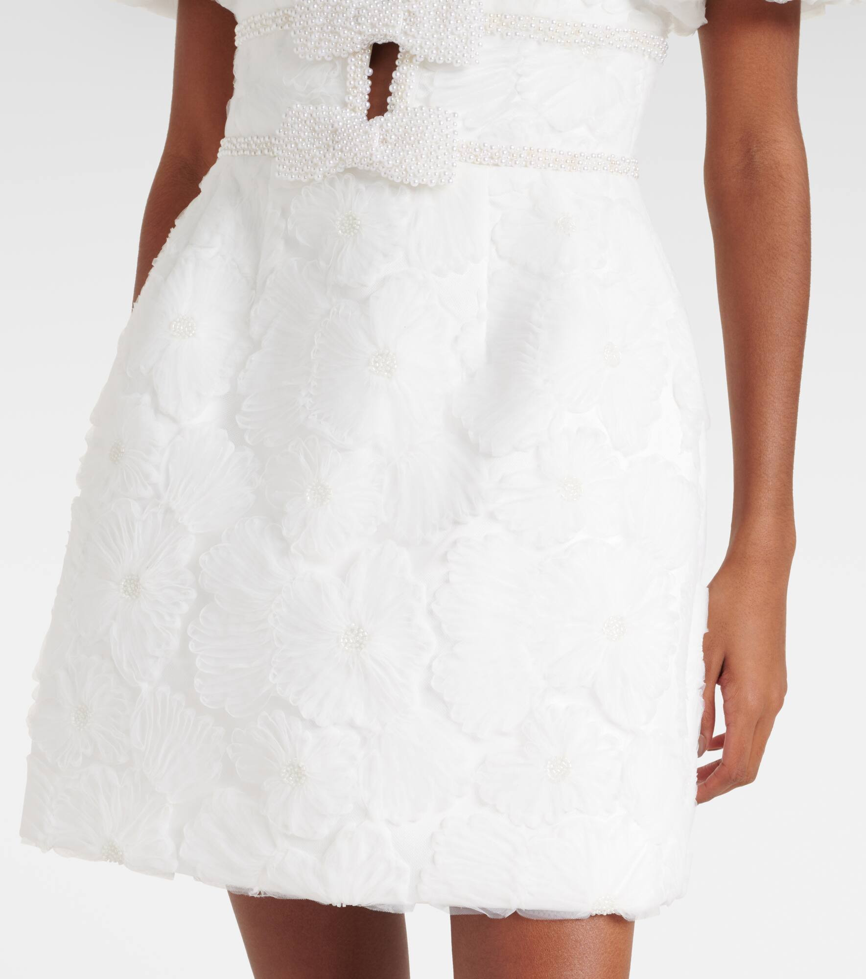 Delilah bow-detail embellished minidress - 5