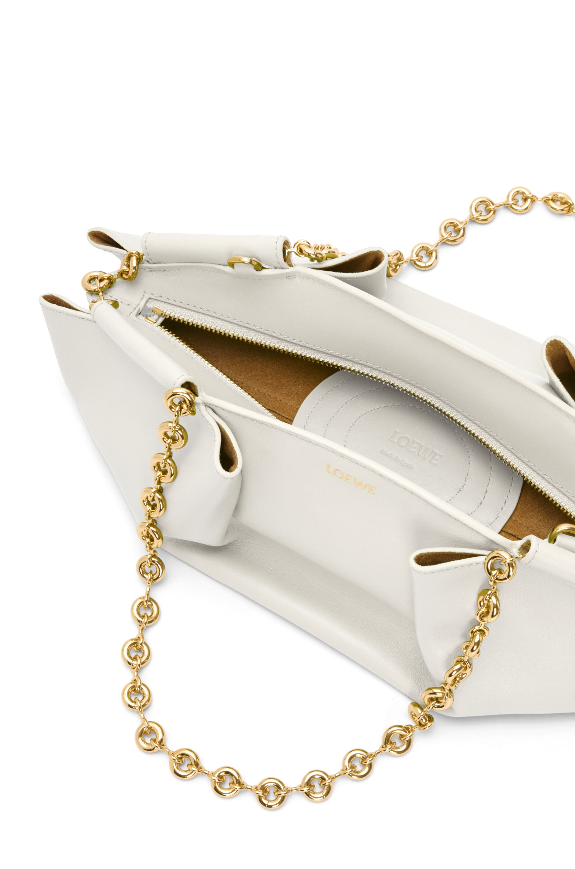 Small Paseo bag in shiny nappa calfskin with chain - 6