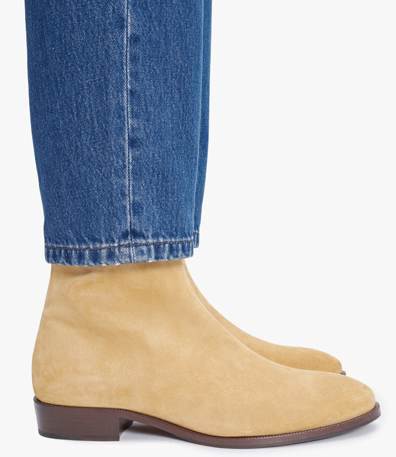 A.P.C. Neil boots outlook