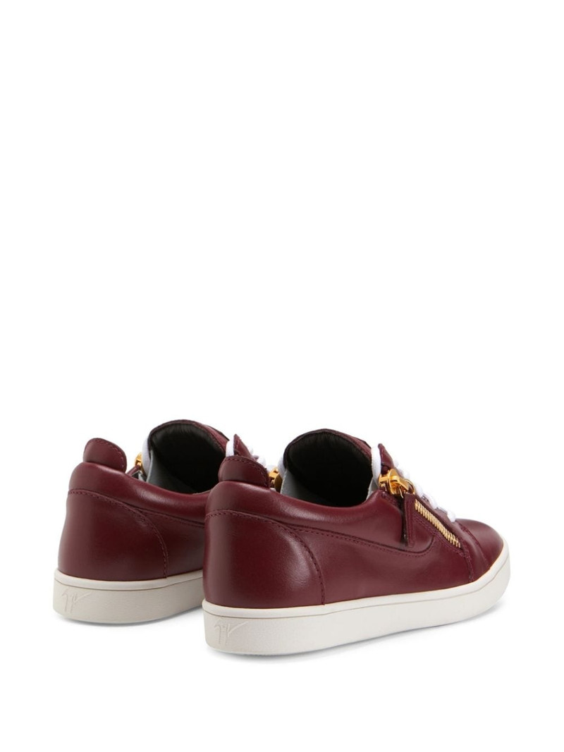 Nicki logo-patch leather sneakers 3