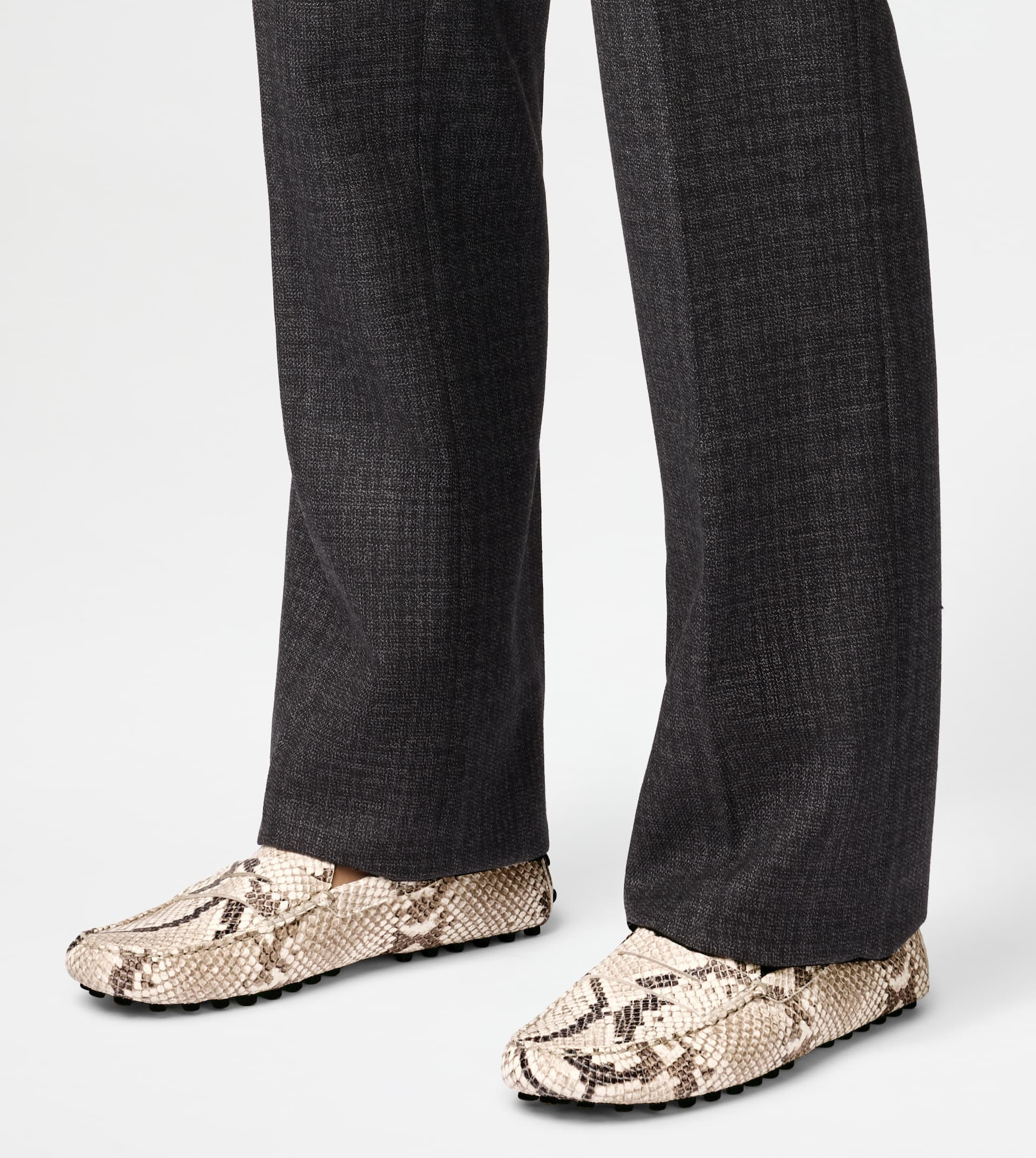 GOMMINO DRIVING SHOES IN LEATHER - BEIGE - 8